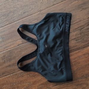 NIKE Pro Sports bra